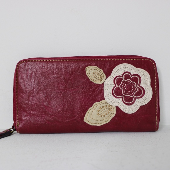 Red Wallet - Picture 3 of 3